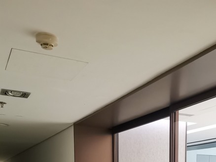 不銹鋼邊框玻璃自動(dòng)門(mén)