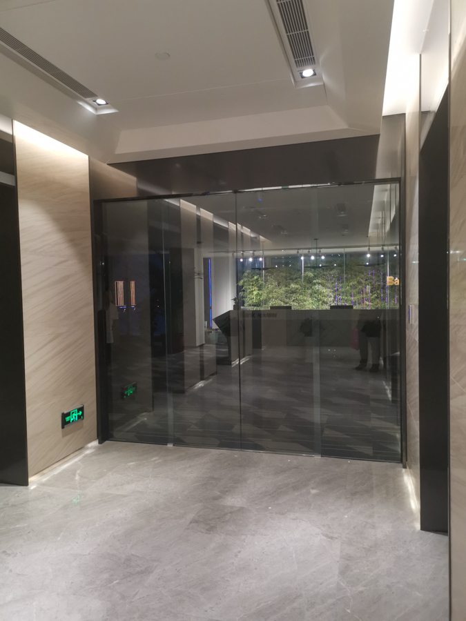 黑鈦不銹鋼自動(dòng)門門